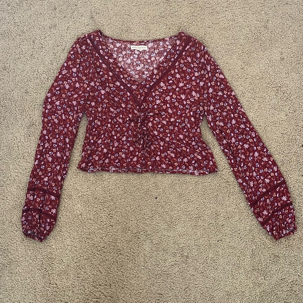 Maroon floral v-neck long sleeve